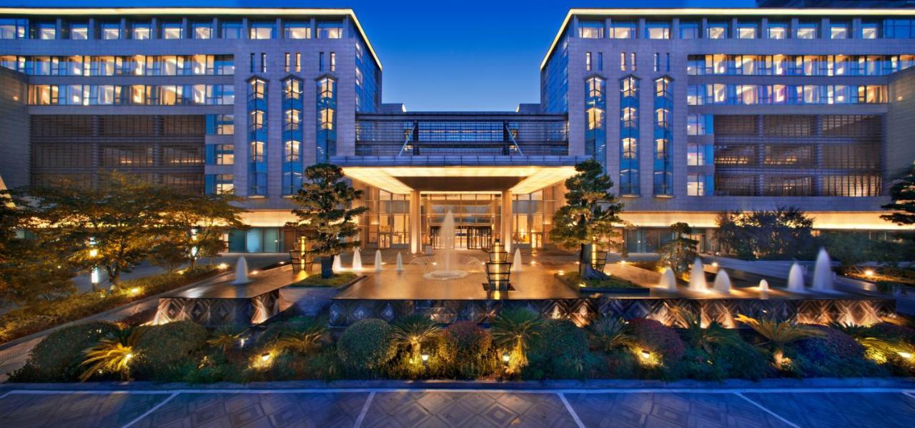 Отель Hyatt Regency Guiyang Гуйян Экстерьер фото